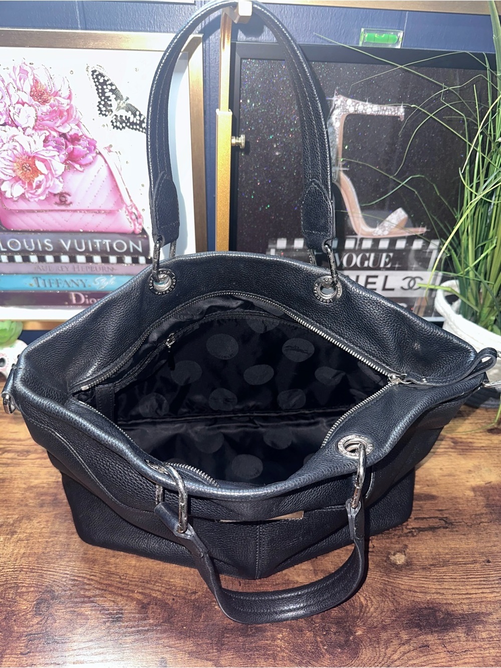 Longchamp Black Pebbled Leather Tote Bag - Picture 10 of 15